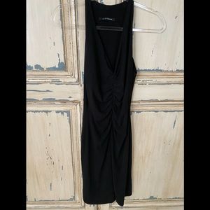 ELIE TAHARI BLACK DRESS SIZE 4